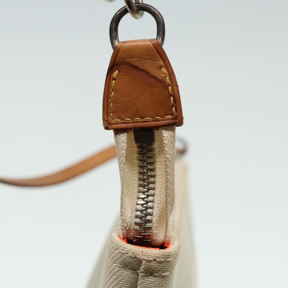Louis Vuitton Volunteer