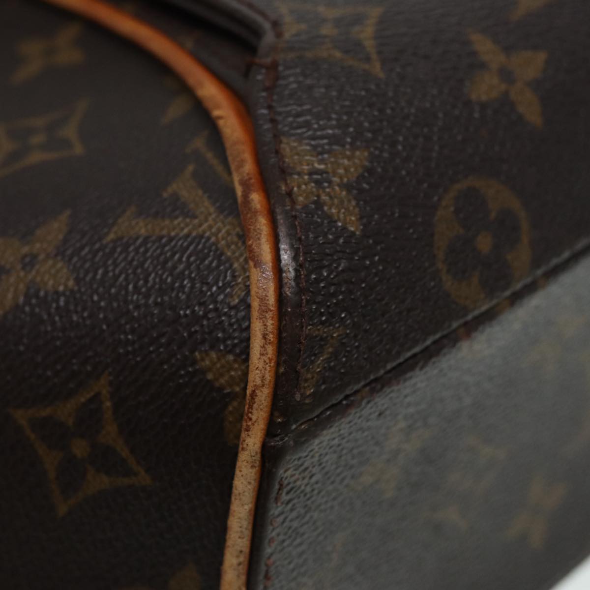 Louis Vuitton Ellipse