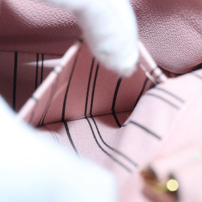 Louis Vuitton Montaigne