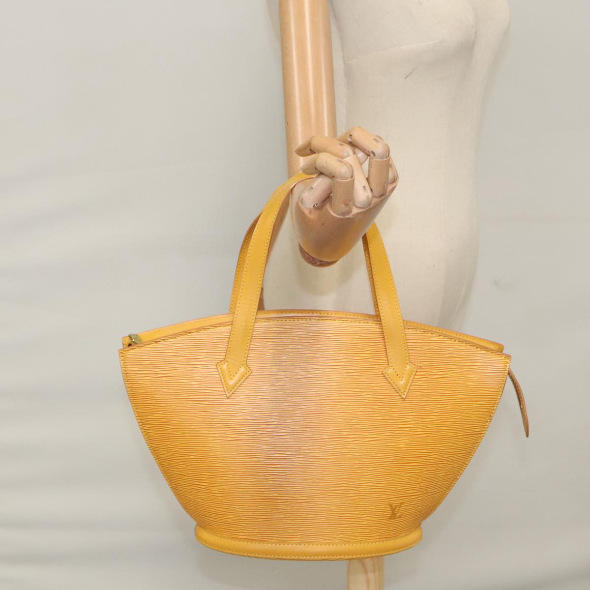 Louis Vuitton Saint Jacques