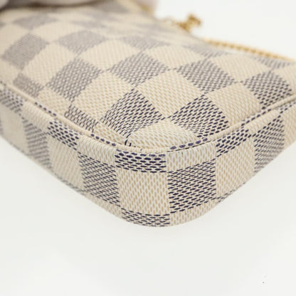 Louis Vuitton Pochette Accessoire