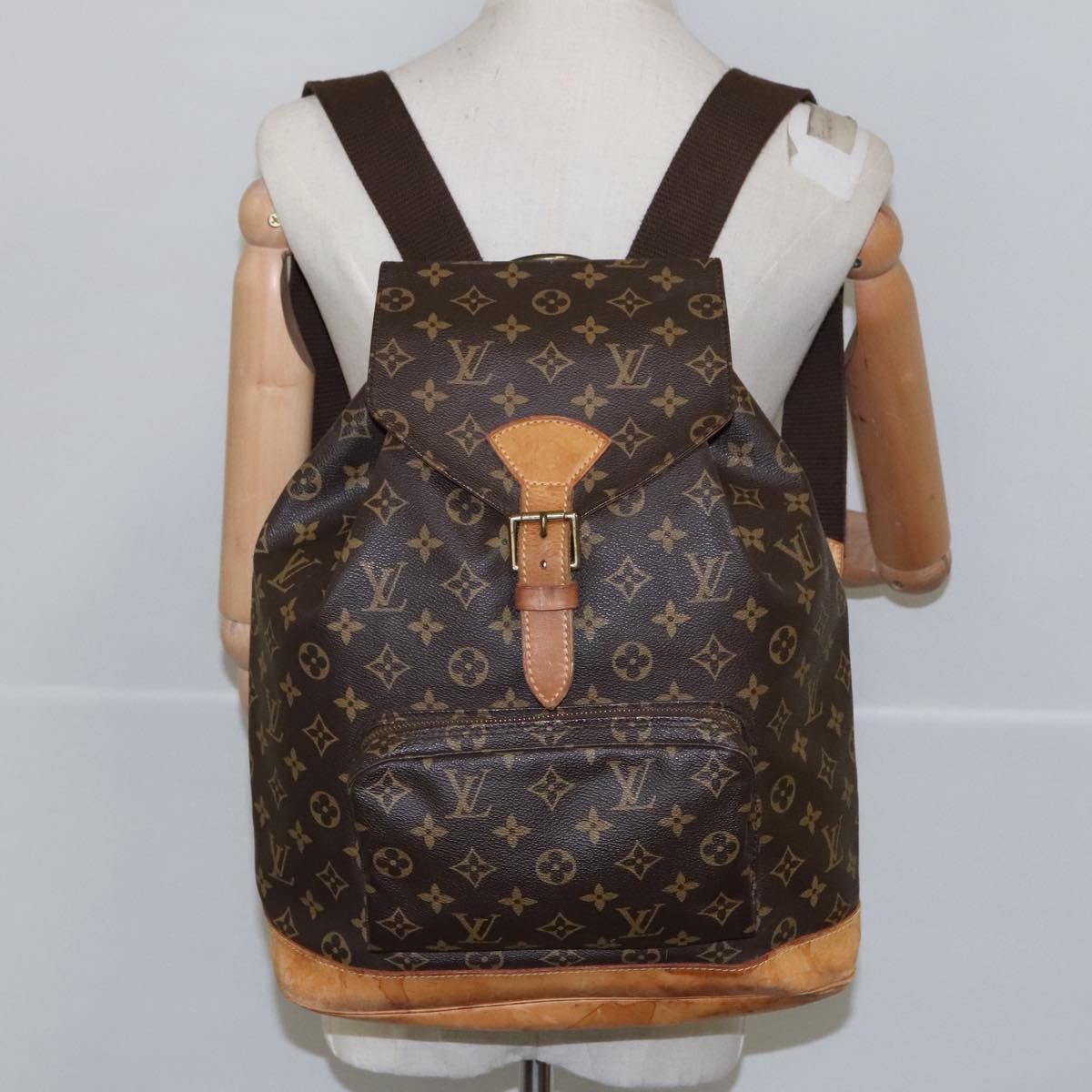 Louis Vuitton Montsouris GM