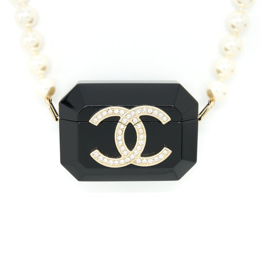Chanel AirPods Case With Pearl Chain Black L