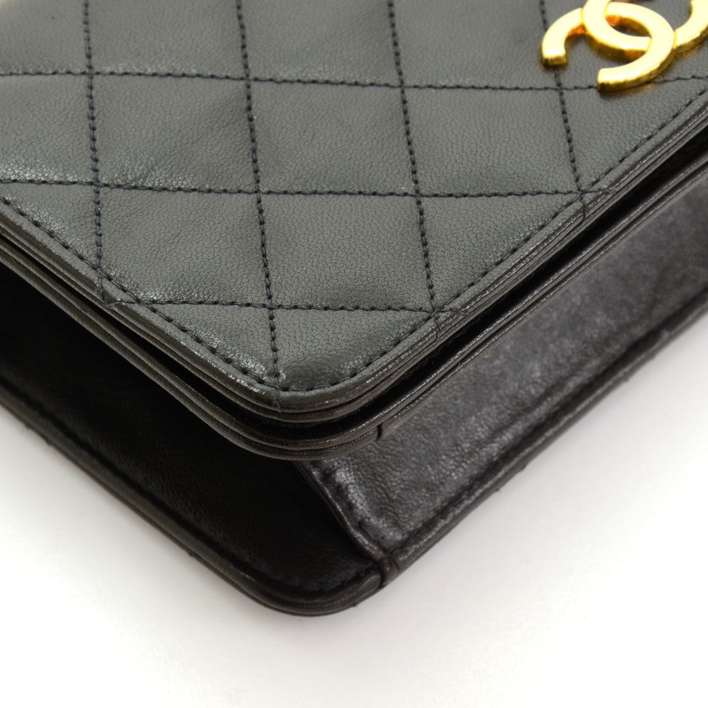 Chanel Single Flap Quilted Leather Shoulder Bag