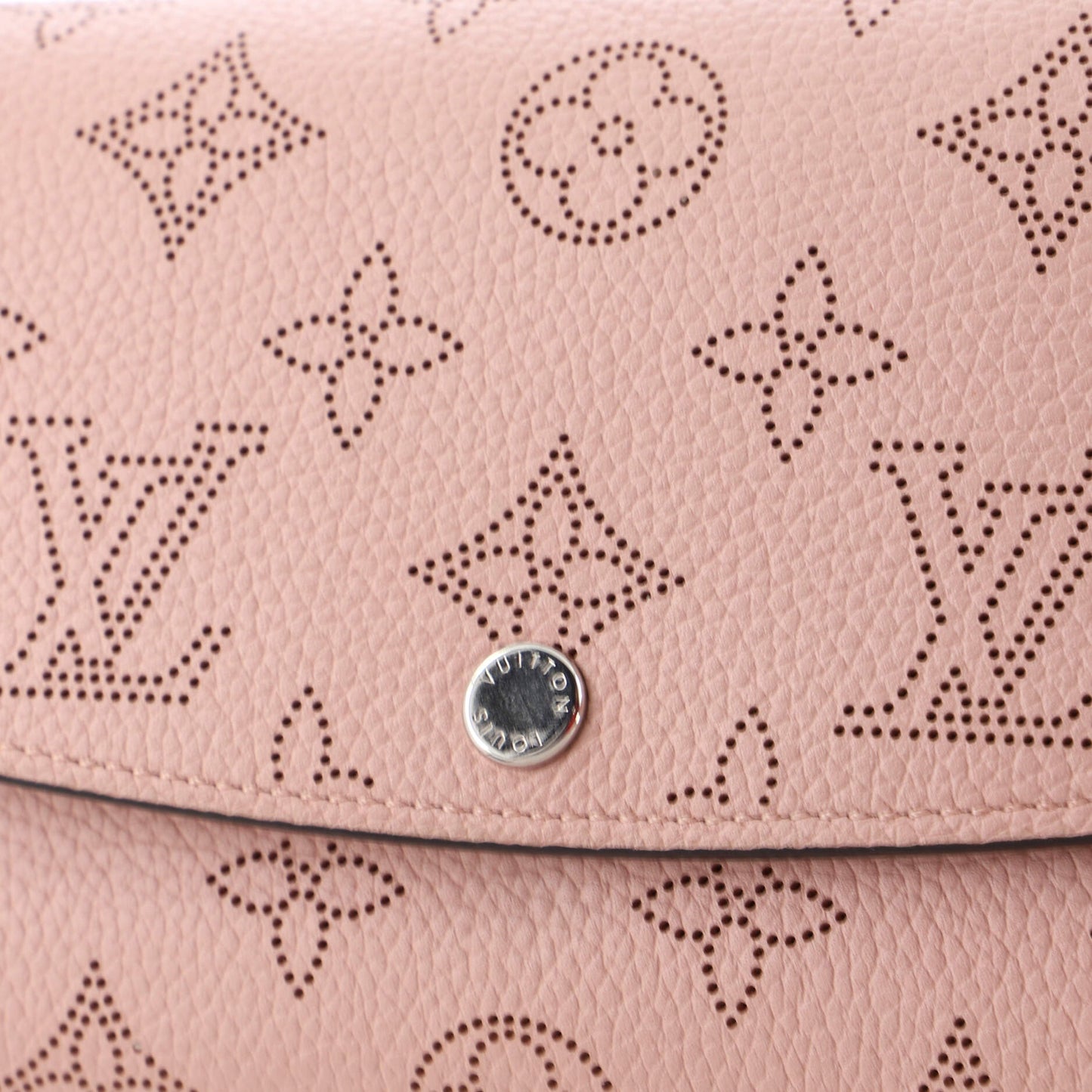 Louis Vuitton Iris Wallet NM Mahina Leather