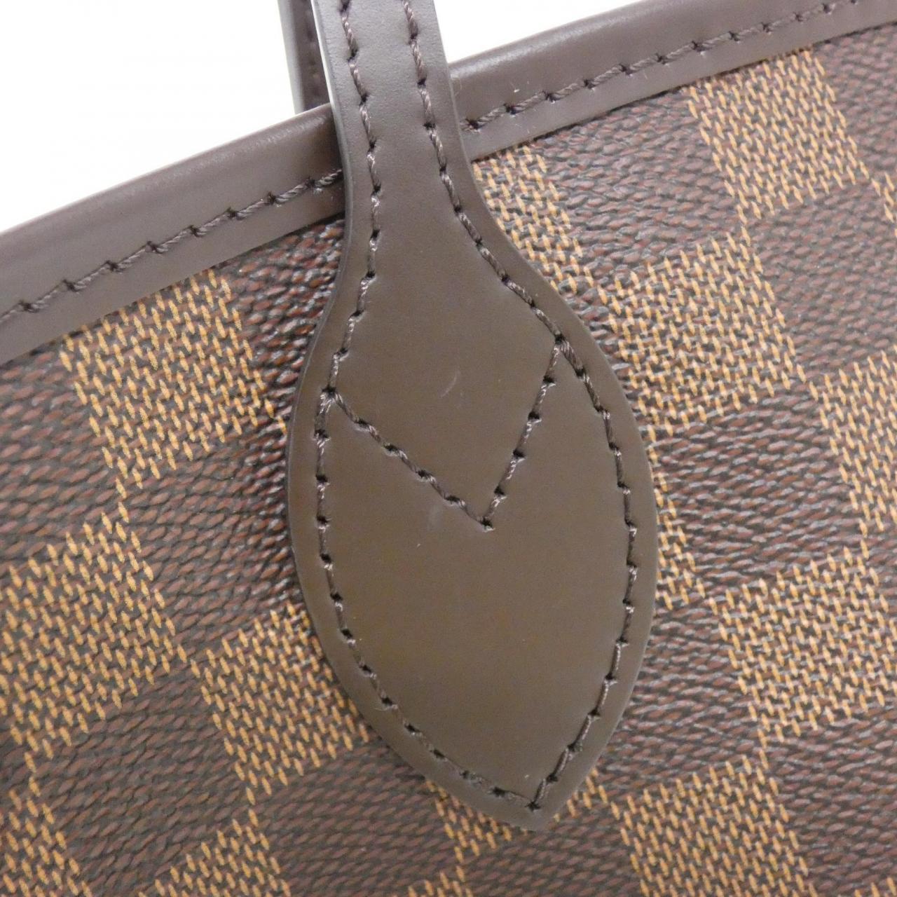 Louis Vuitton Neverfull Damier Bag