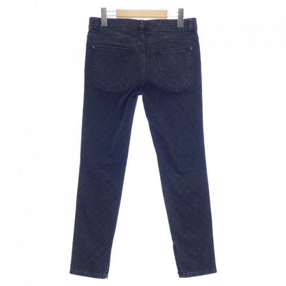 Chanel P56067V42237 Jeans