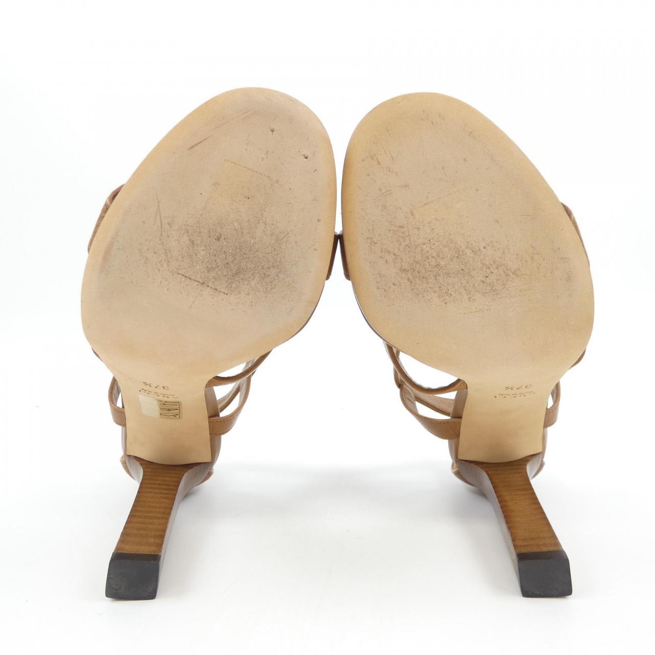 Gucci 258365 Sandals