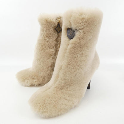 Louis Vuitton Silhouette Line Shearling Boots