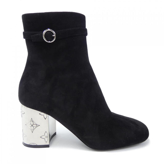 Louis Vuitton Grace Line Calf Boots