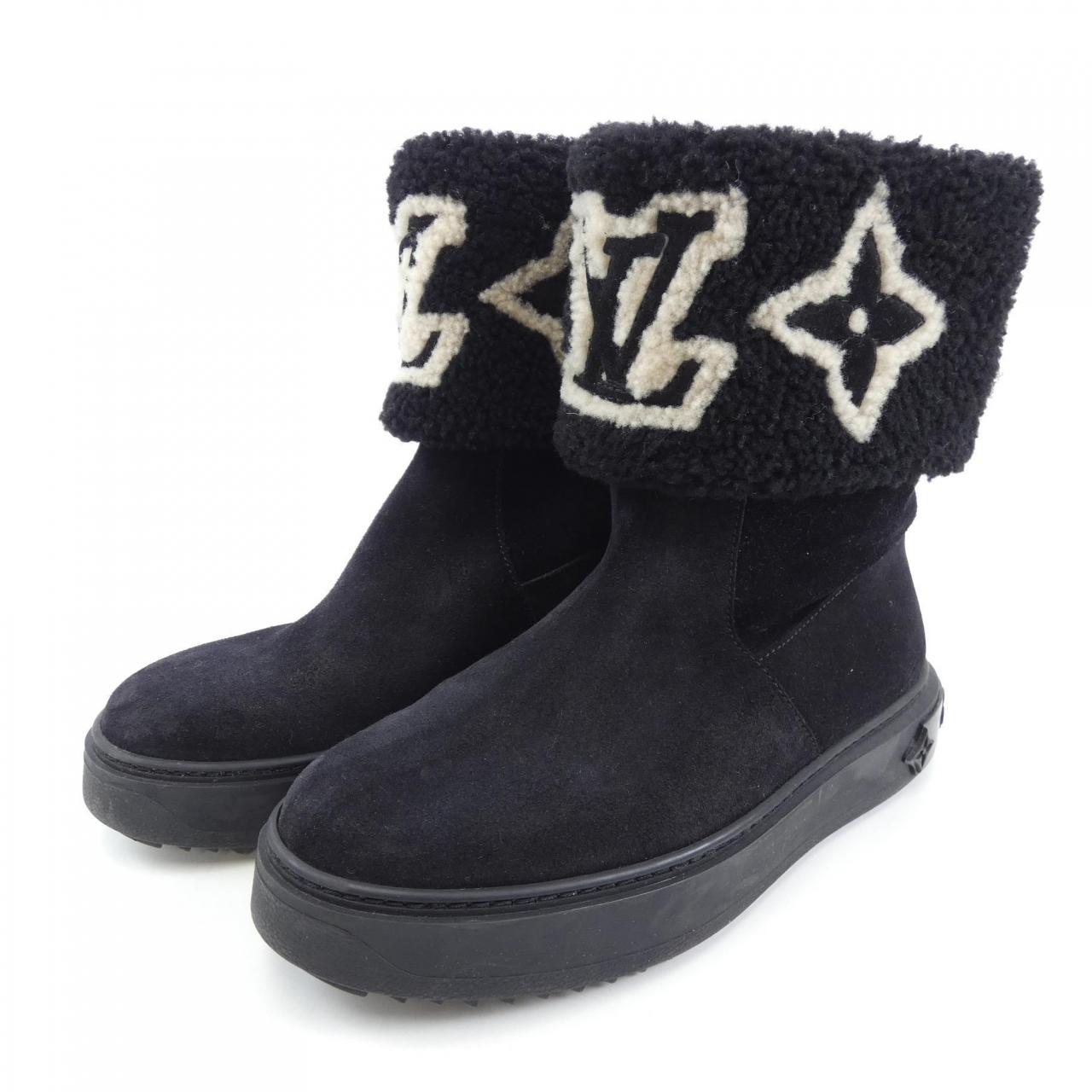 Louis Vuitton Snowdrop Line Shearling Boots