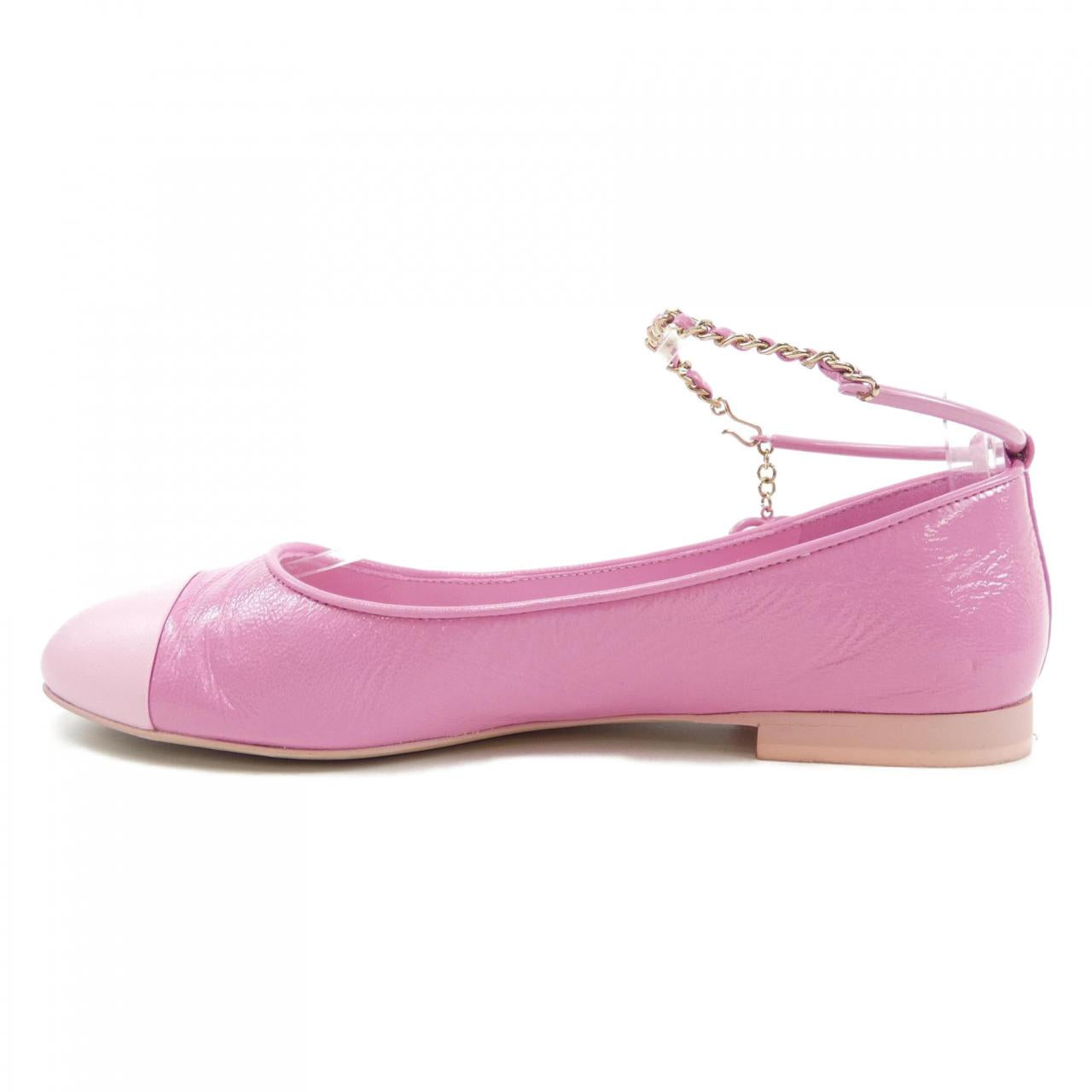 Chanel G38986X56397 Shiny Lambskin Flat Shoes