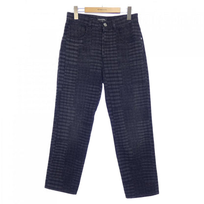 Chanel P77620V69616 Jeans