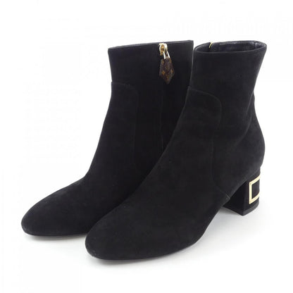 Louis Vuitton Bliss Line Suede Boots