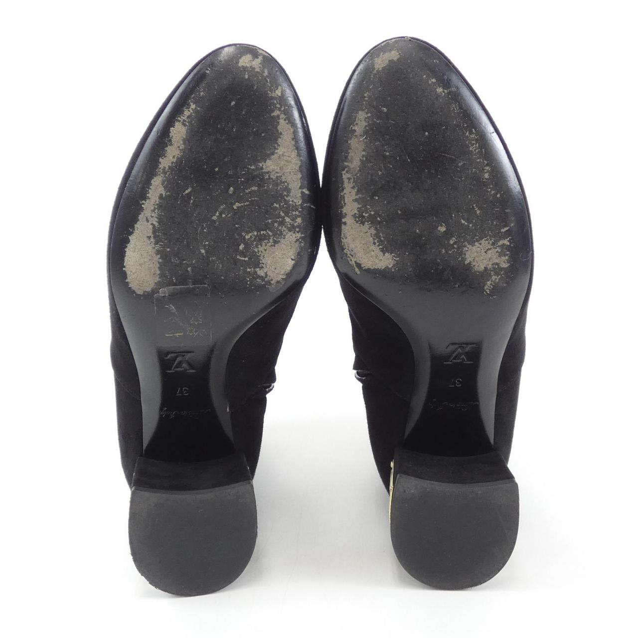 Louis Vuitton Bliss Line Suede Boots