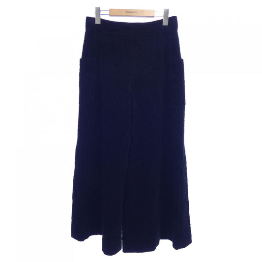 Chanel P73326V64501 22B Pants