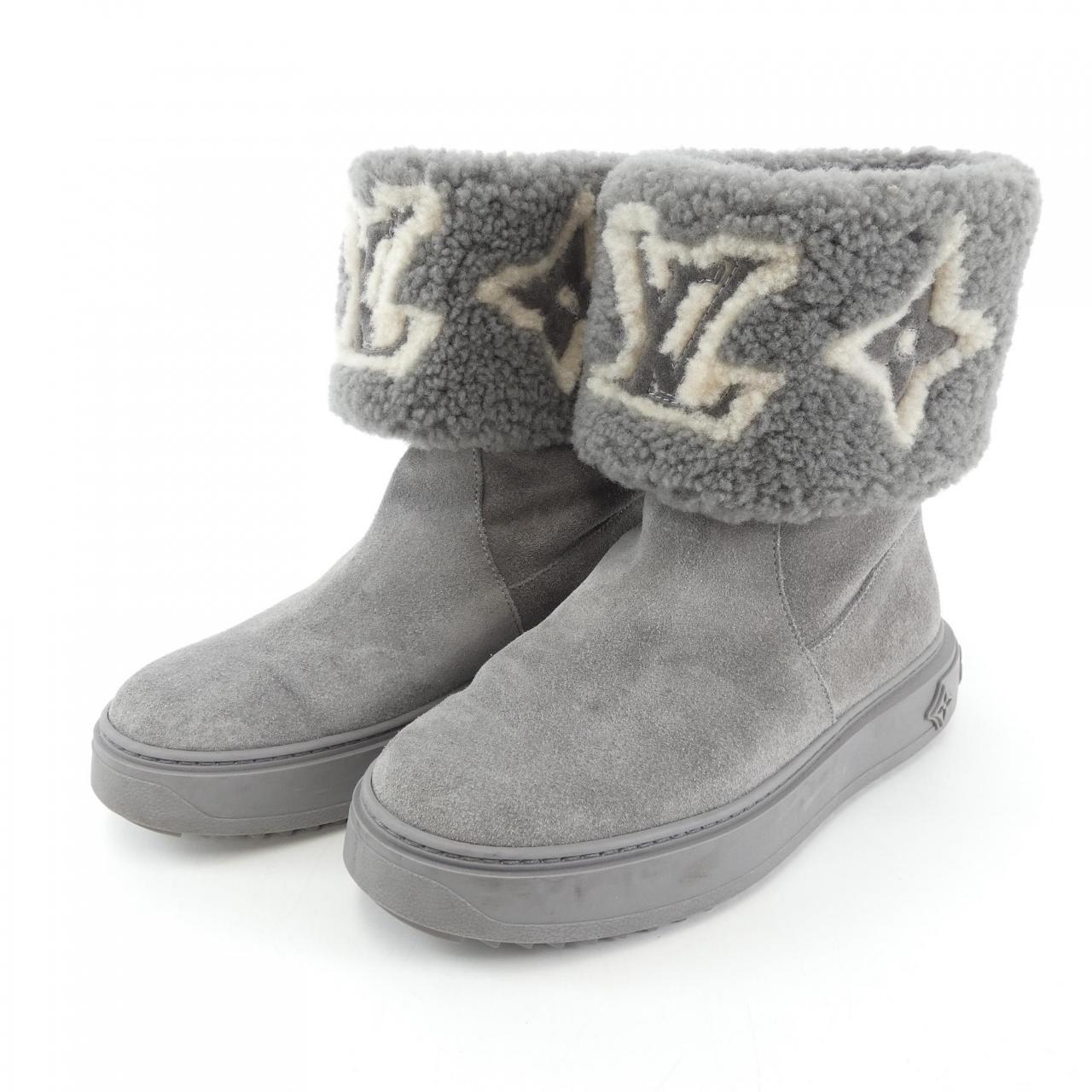 Louis Vuitton Snowdrop Line Shearling Boots