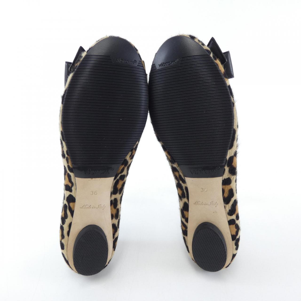 Louis Vuitton Poppy Line Calf Hair Flat Shoes