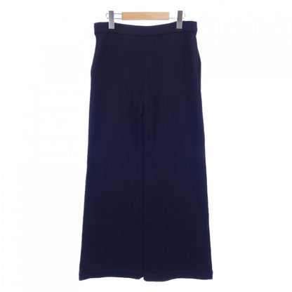 Chanel P76230V67500 Pants