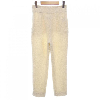 Chanel P60348V45919 Pants
