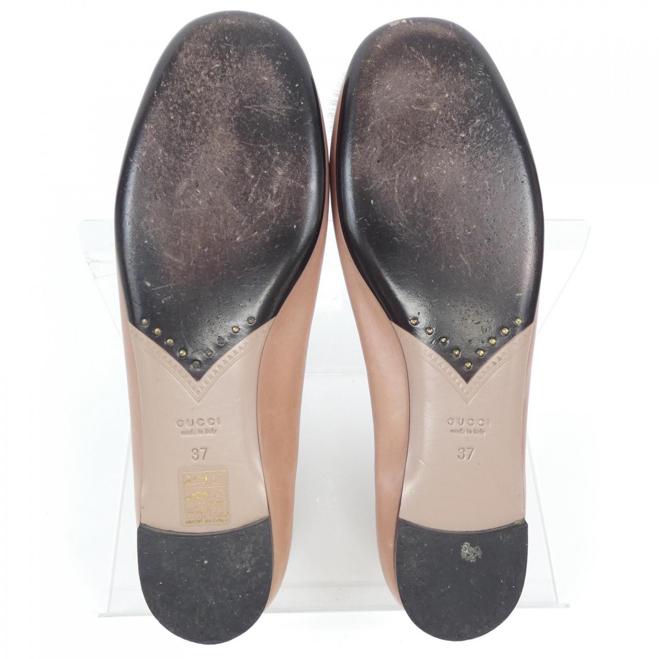 Gucci Flat Shoes