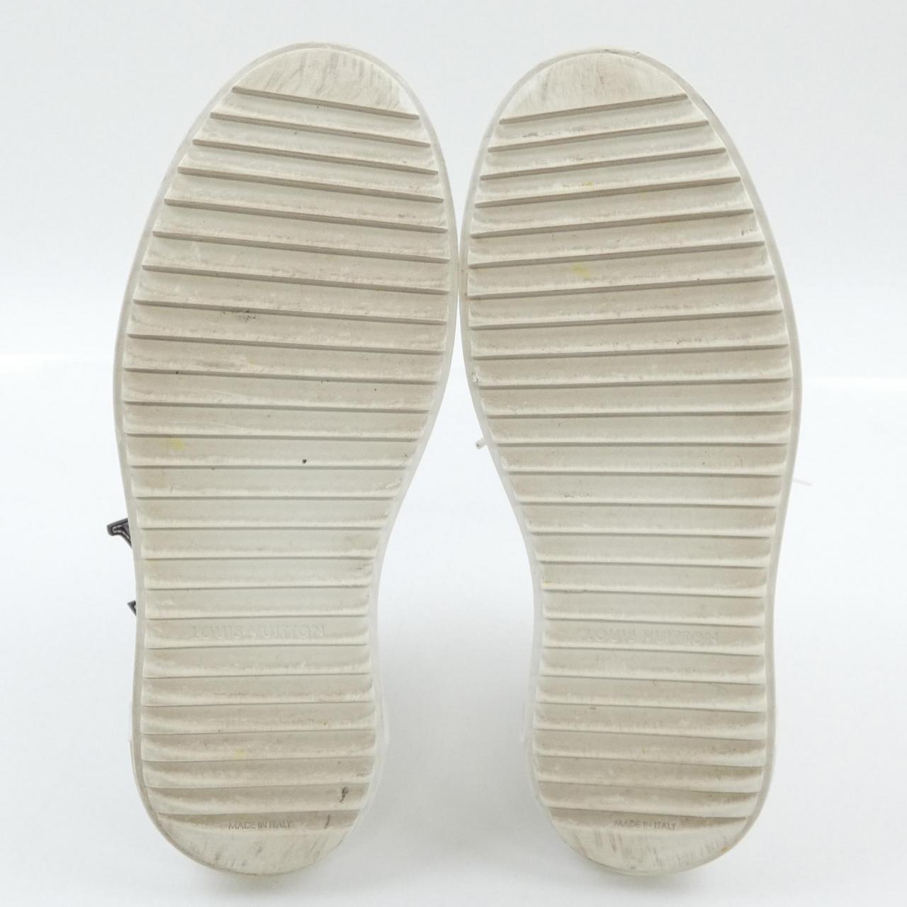 Louis Vuitton Time Out Line Sneakers