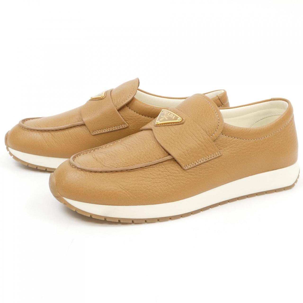 Prada 2DG136 Leather Shoes