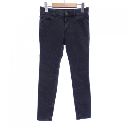 Chanel P56067V42237 Jeans