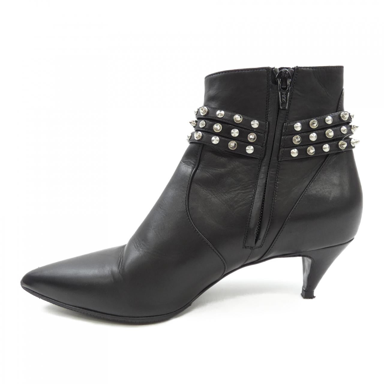 Saint Laurent Boots