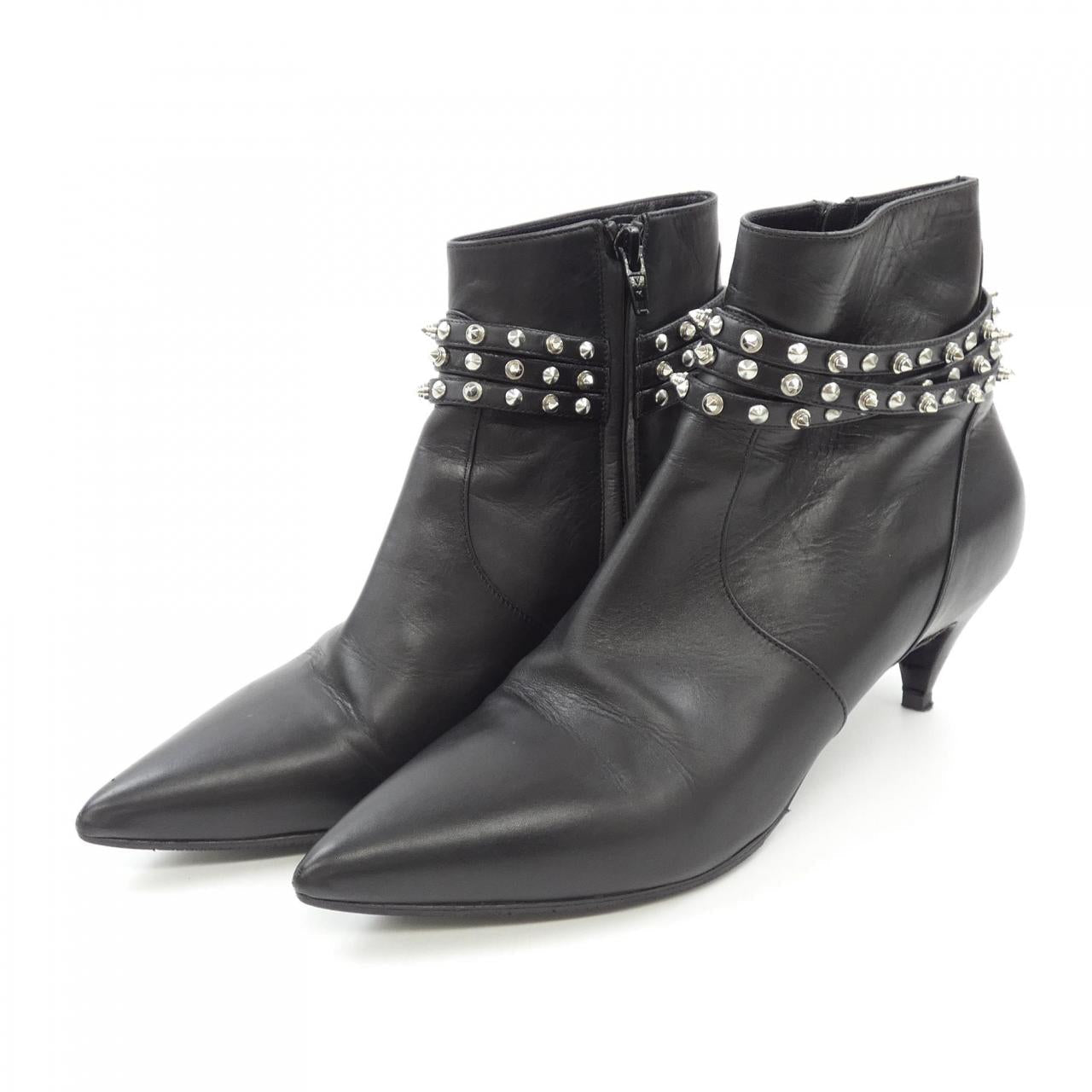 Saint Laurent Boots