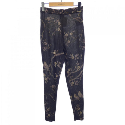 Chanel Leggings
