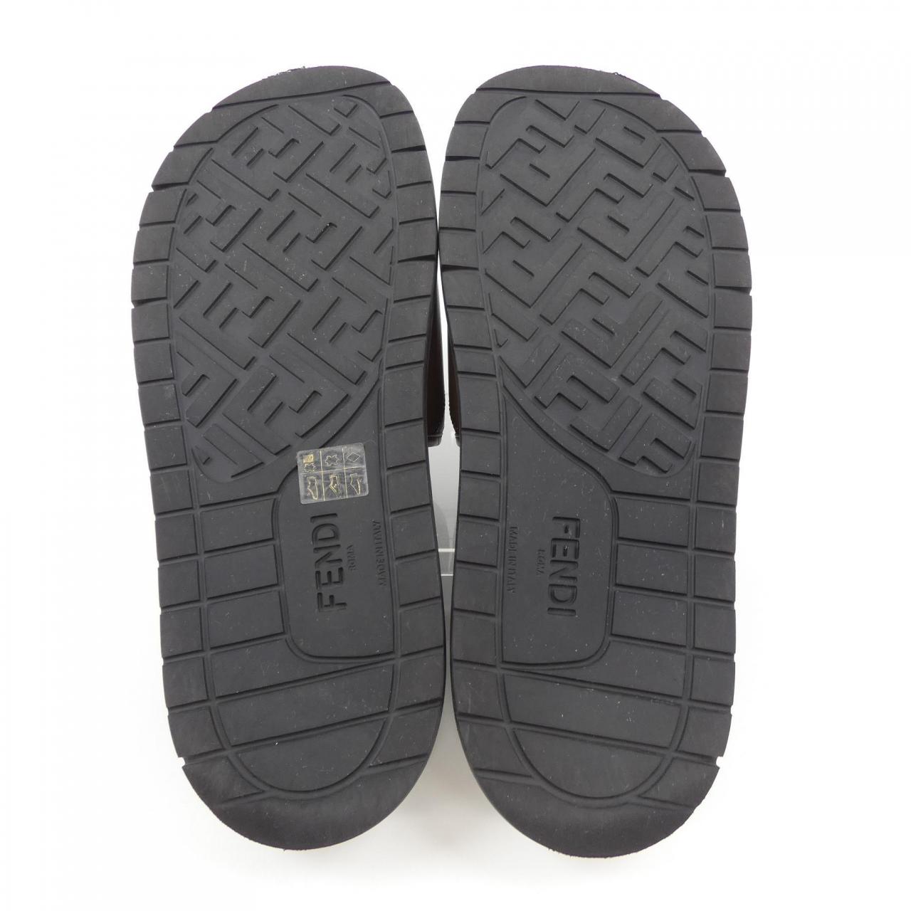 Fendi 7X1674 Sandals
