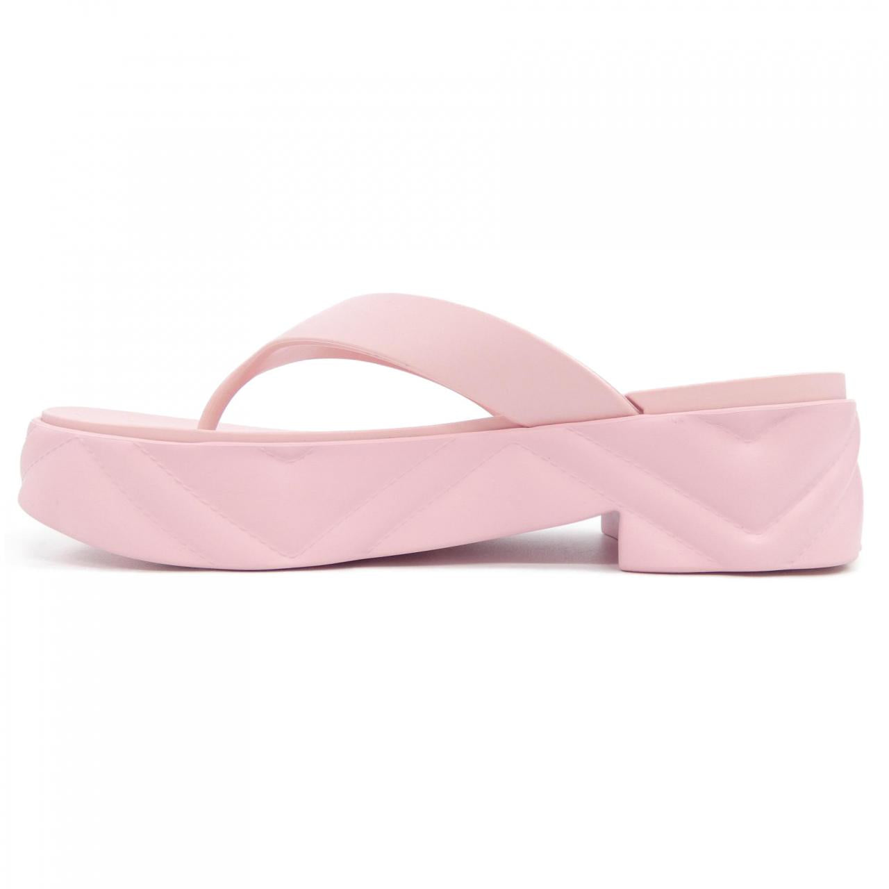 Gucci JFM00 Rubber Sandals