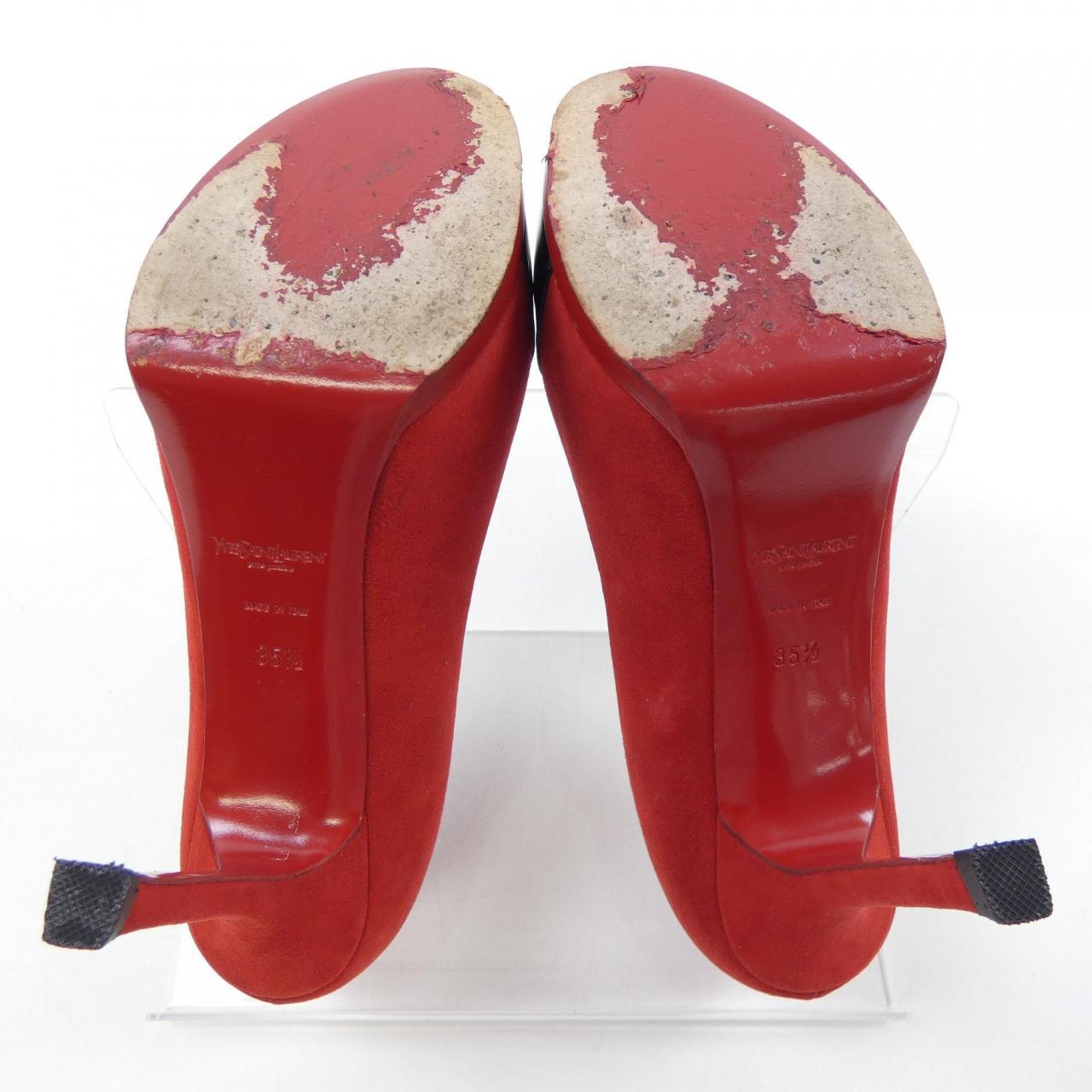 Yves Saint Laurent Pumps