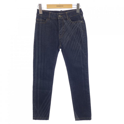 Chanel P47726V35865 14P Jeans