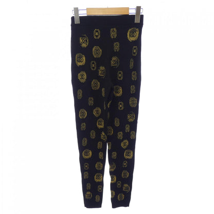 Chanel P70995K10160 Cashmere Leggings