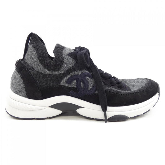 Chanel G38800Y55745 Fabric Suede Calfskin Sneaker