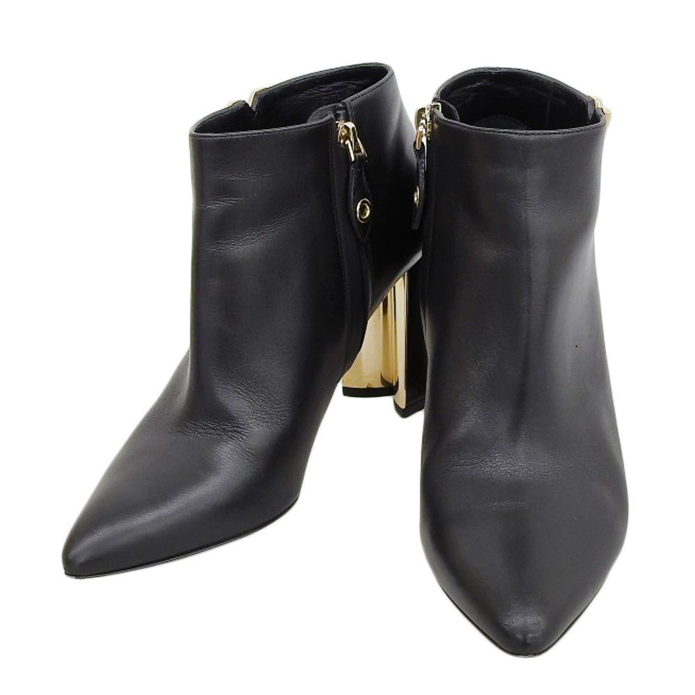Louis Vuitton Essential V Leather Short Boots