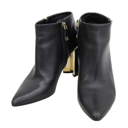 Louis Vuitton Essential V Leather Short Boots