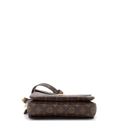 Louis Vuitton Pochette Metis Monogram Canvas