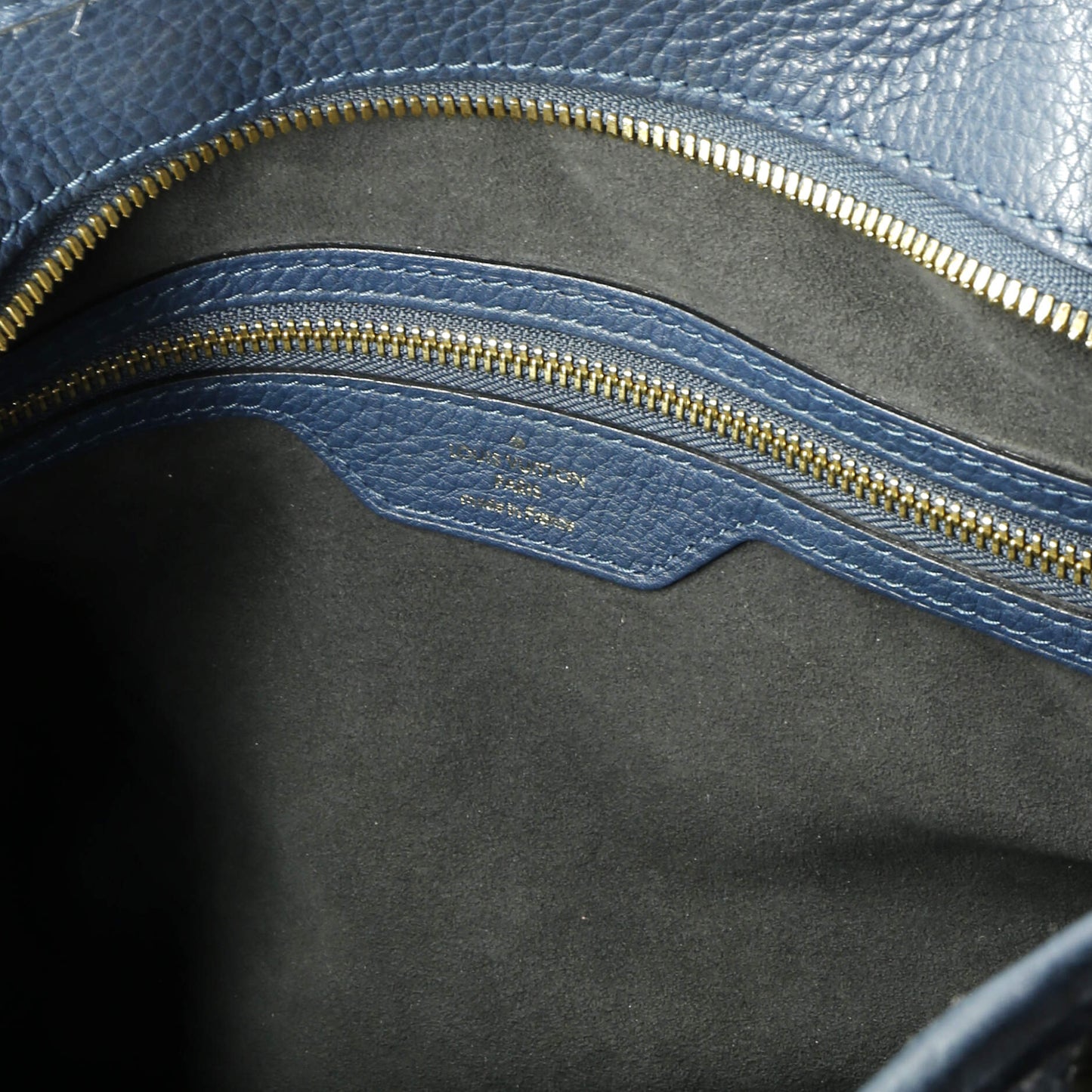 Louis Vuitton Stellar Handbag Mahina Leather GM