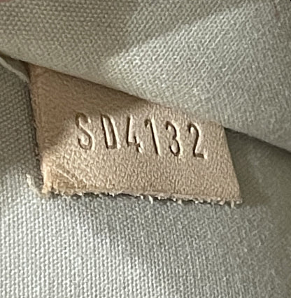 Louis Vuitton Alma Handbag Monogram Vernis PM