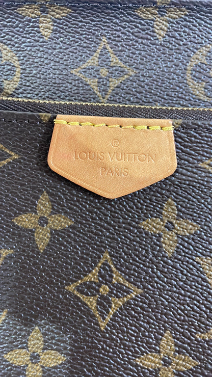 Louis Vuitton Multi Pochette Accessoires Monogram Canvas