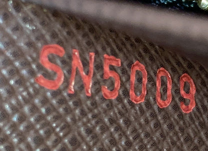Louis Vuitton Zippy Organizer Damier