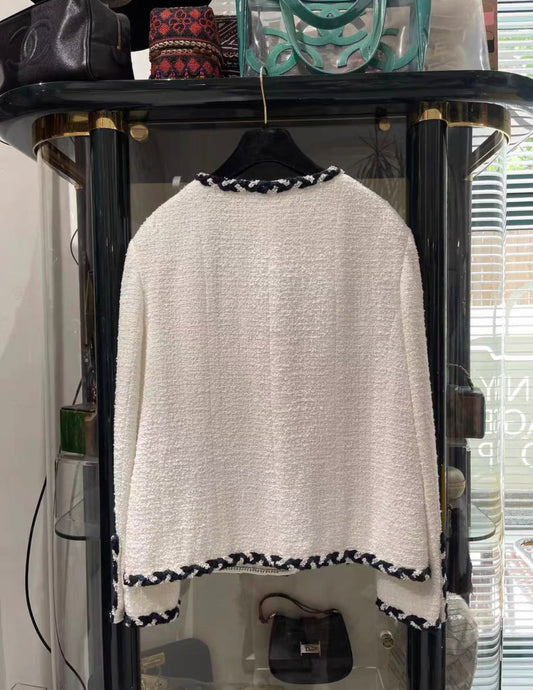 Chanel 23C white wool jacket size 42