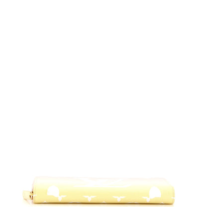 Louis Vuitton Zippy Wallet Spring in the City Monogram Giant Canvas