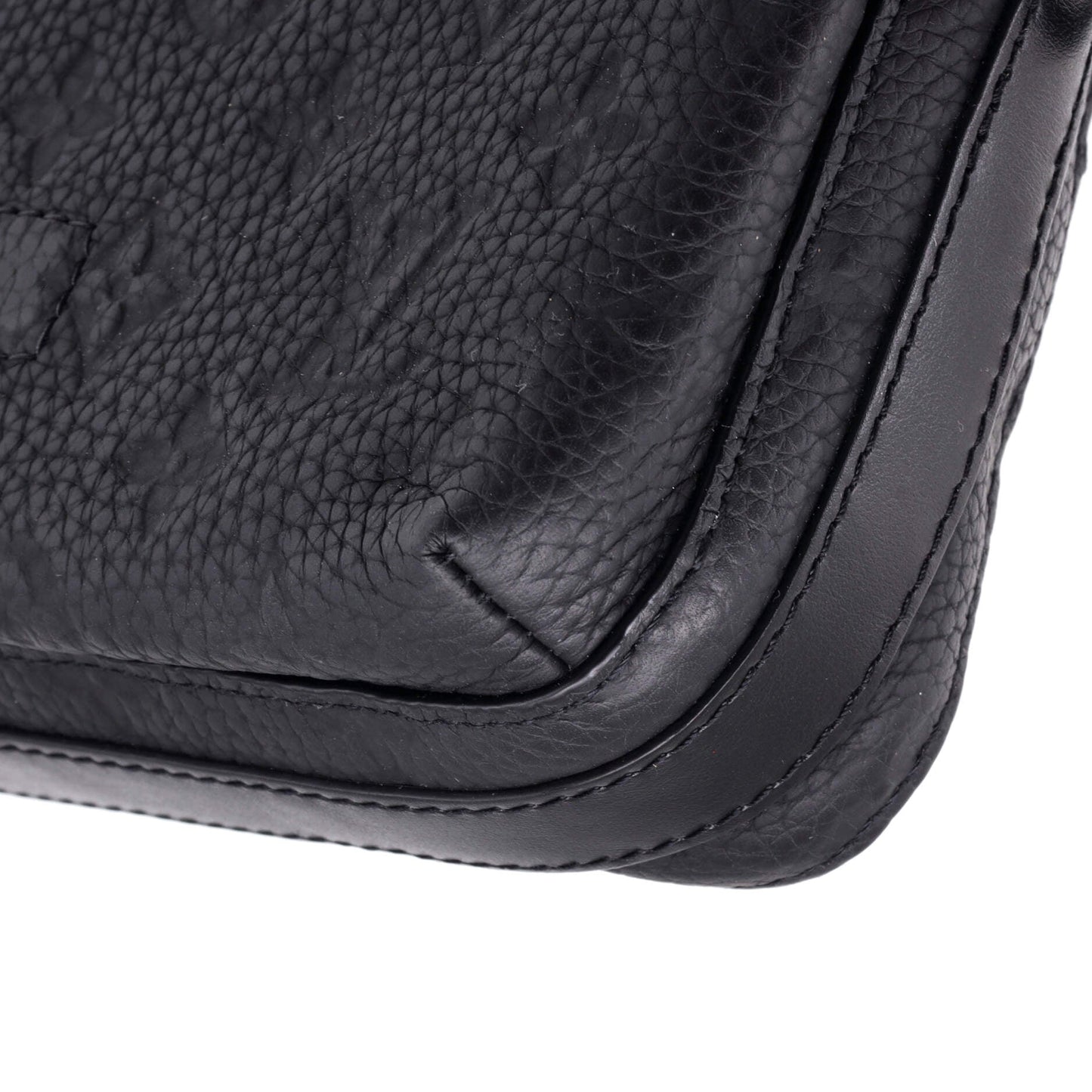 Louis Vuitton Steamer Messenger Bag Monogram Taurillon Leather