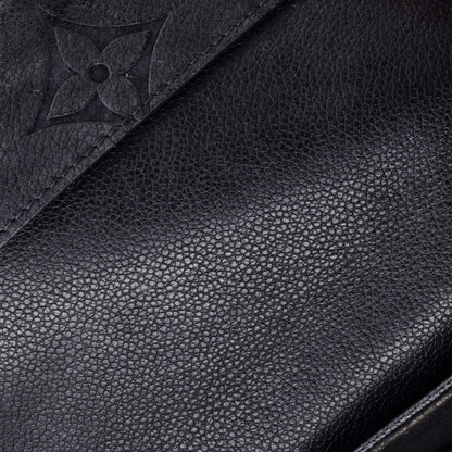 Louis Vuitton Favorite NM Handbag Monogram Empreinte Giant