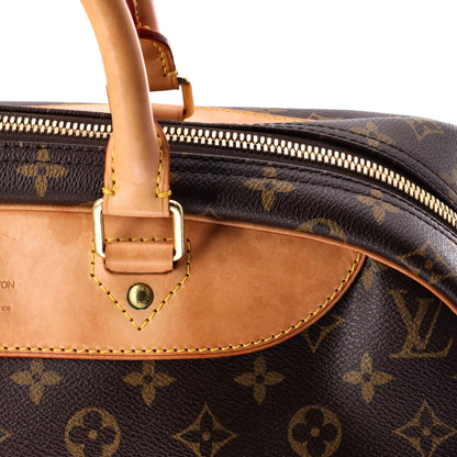 Louis Vuitton Evasion Travel Bag Monogram Canvas MM