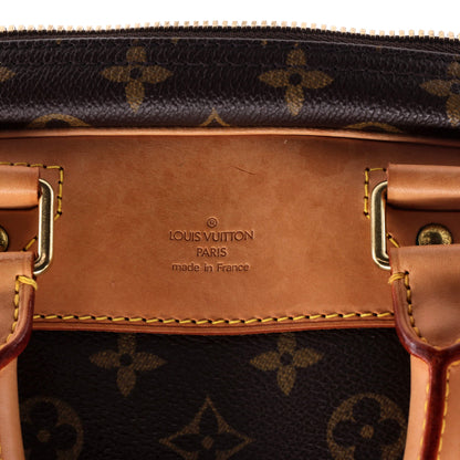 Louis Vuitton Evasion Travel Bag Monogram Canvas MM